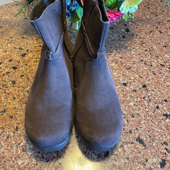 Lands End Boots - Picture 5 of 6